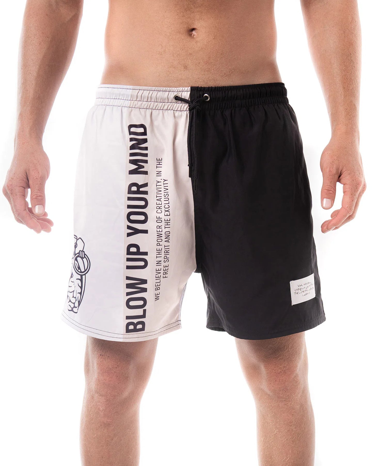 TWO COLORED SHORTS | BLACK & WHITE