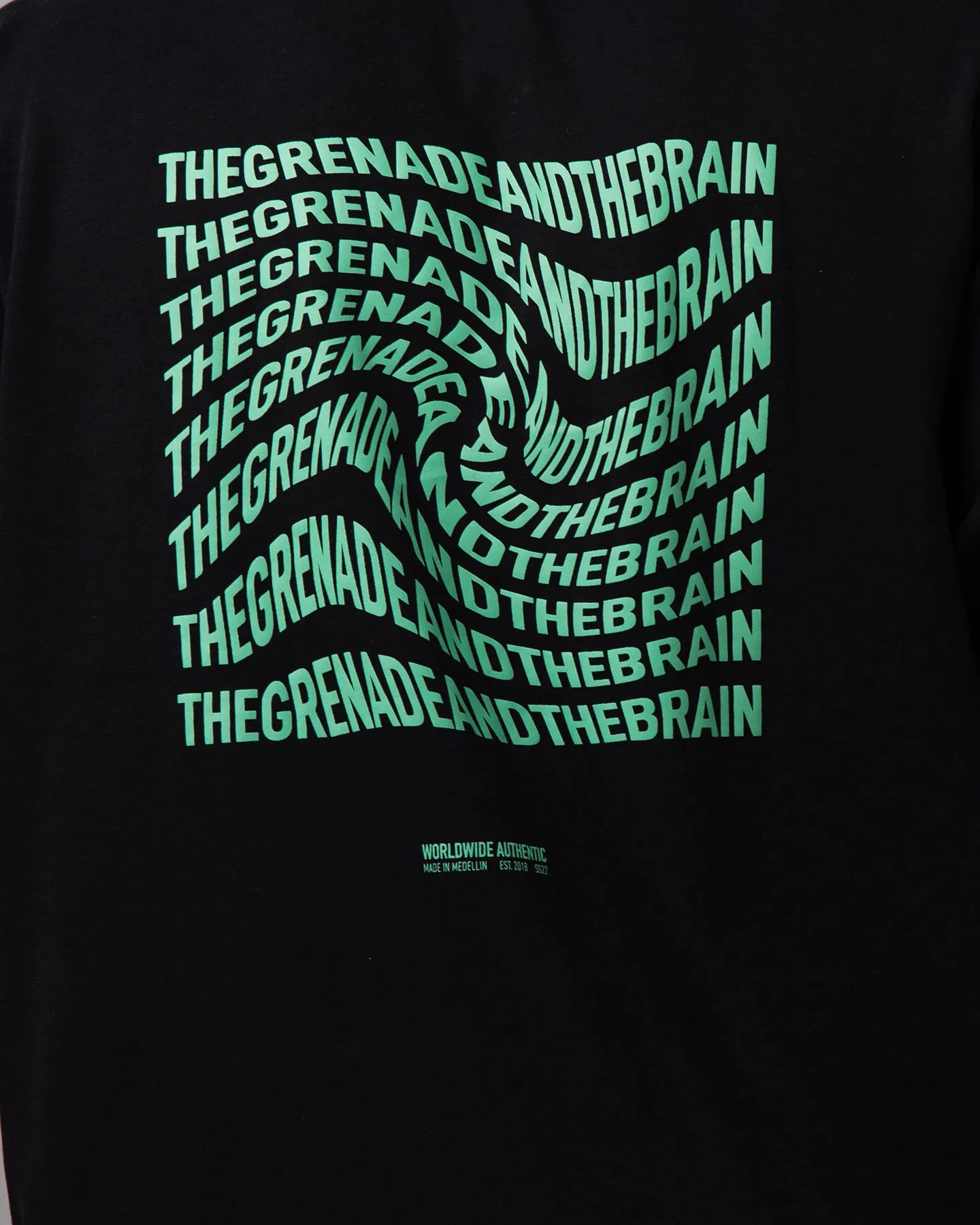 TWISTED T-SHIRT | BLACK