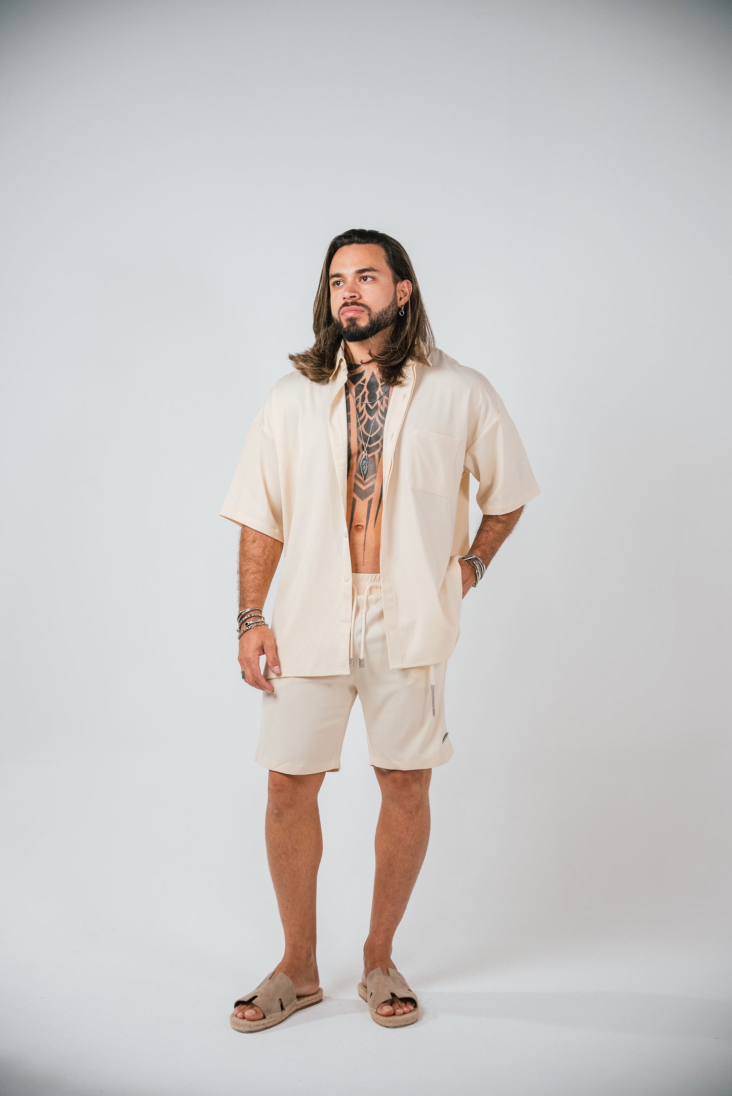 Artchimia l LOUNGE LUXE BEIGE CREAM SHORTS