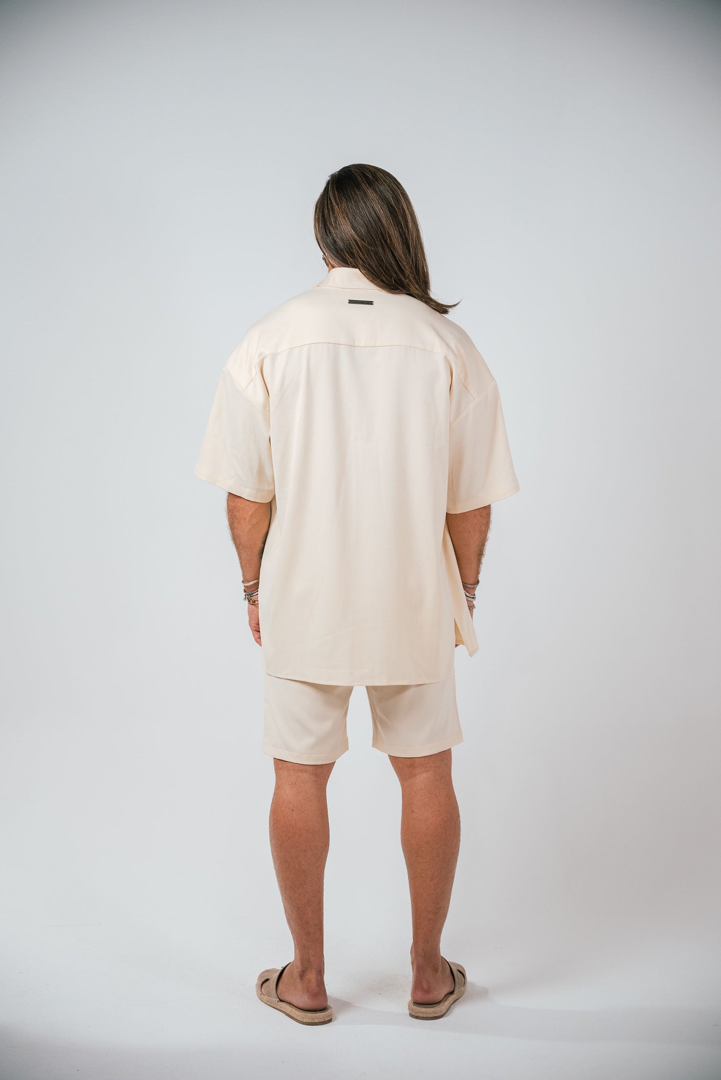 Artchimia l LOUNGE LUXE BEIGE CREAM SHORTS