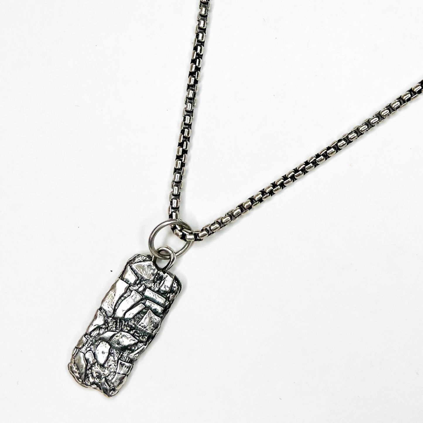 We Gallery Stone tag pendant